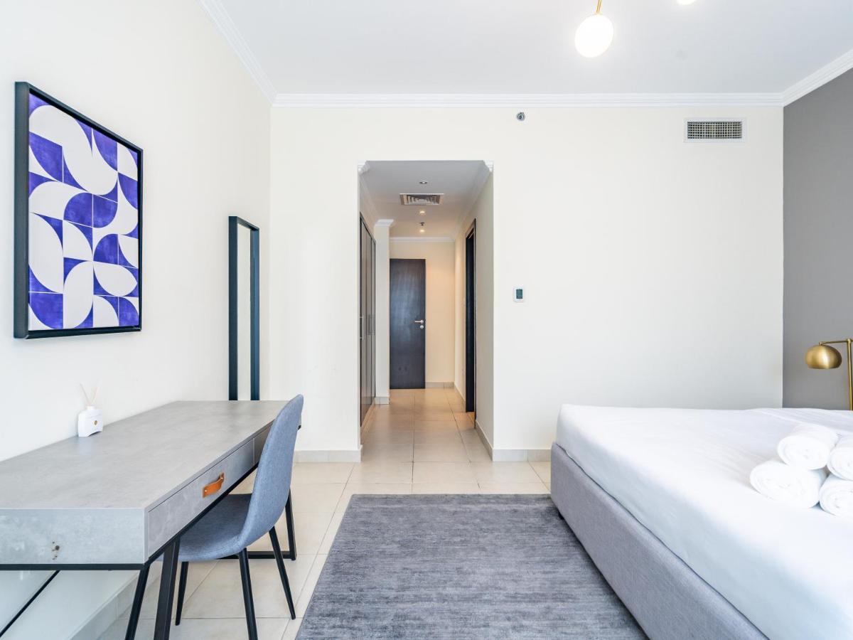 Appartement Magnificent 2 Bedroom With Balcony - Marina Dubai